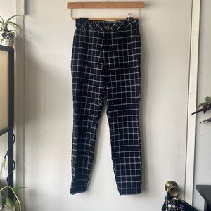 black and white plaid ankle cut, size S